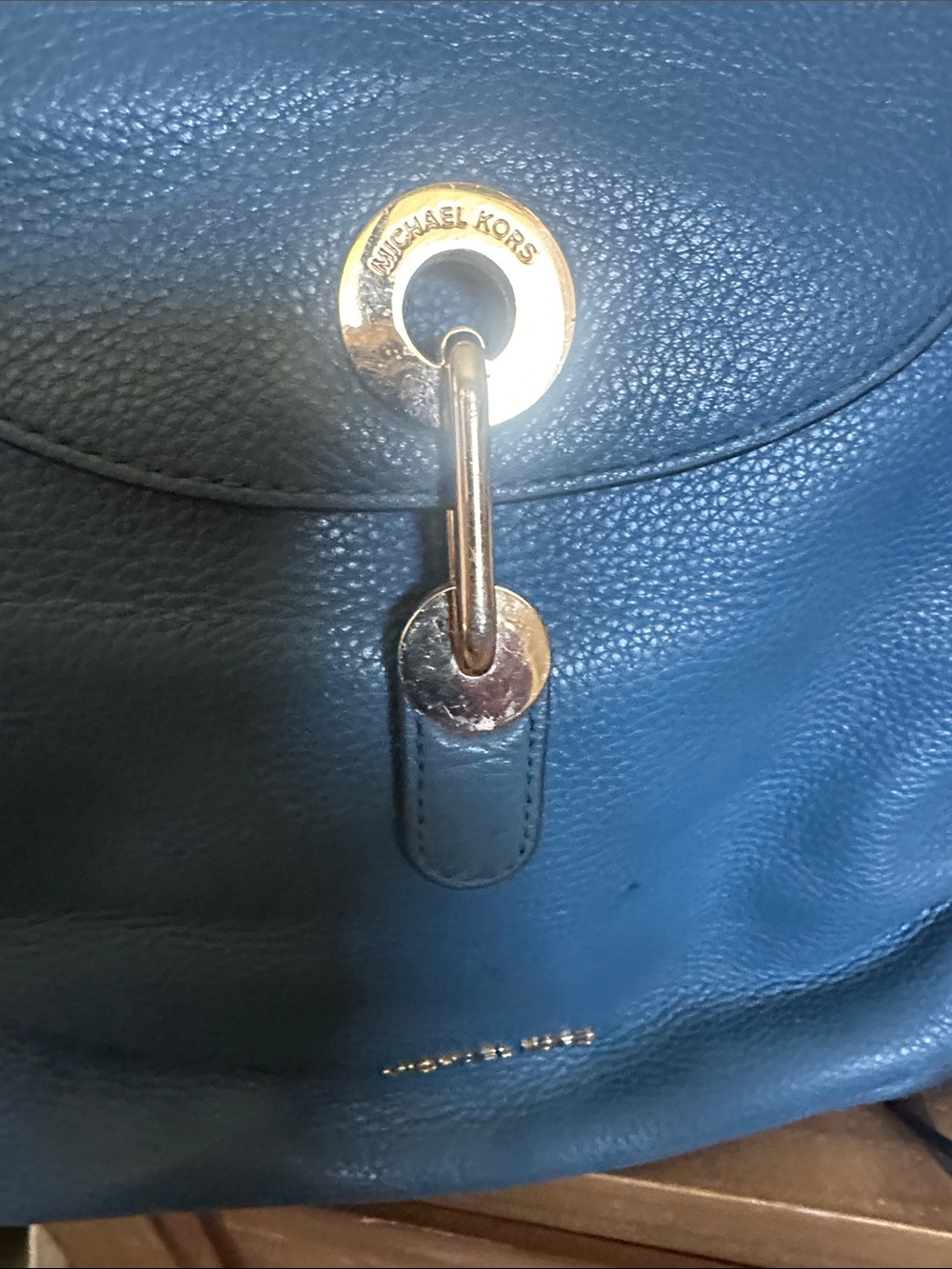 MICHAEL KORS Blue Pebbled Leather Drawstring Backpack with Gold Hardware - Picture 3 of 6